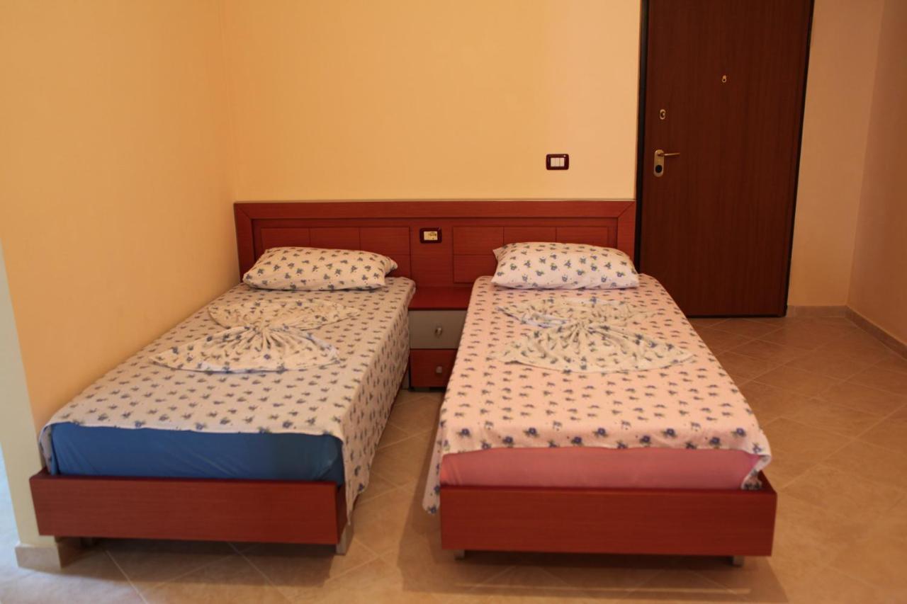 Bakija Apartments Sarandë Zimmer foto